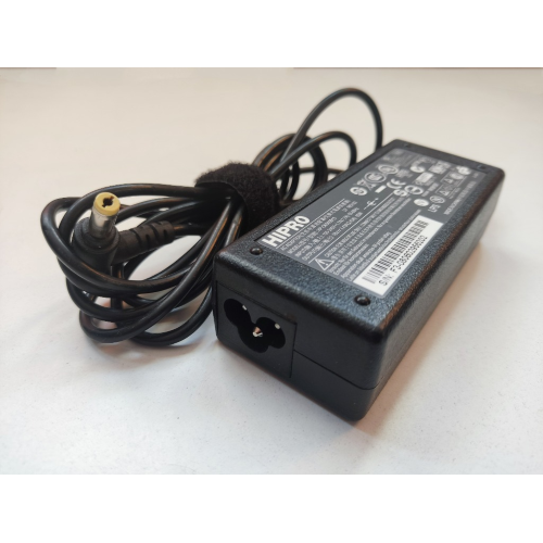 ALIMENTATORE 65W HIPRO HP-OK065B13 19V 3.43A spinotto 5.5 x 1.7 mm